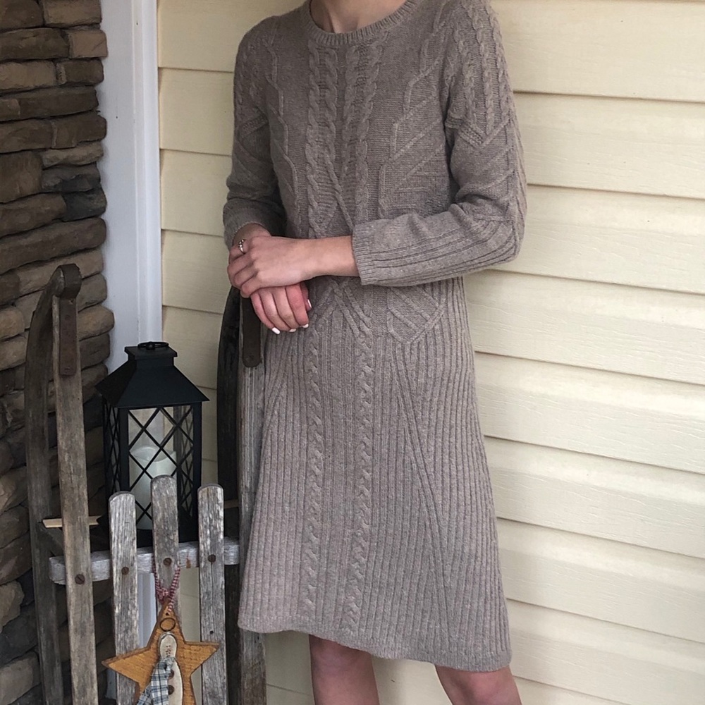 Small LOFT Cable Knit Sweater Dress - Picture 4 of 5